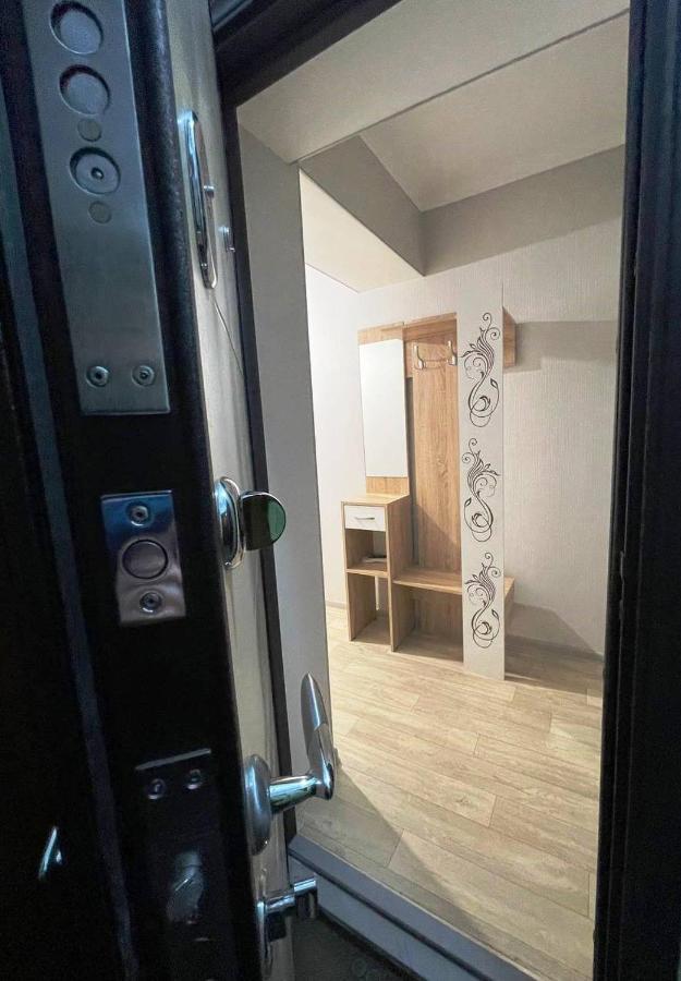 Apartment On Kievskaya Street Bischkek Exterior foto
